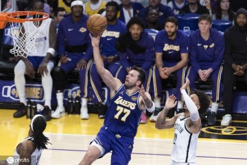 湖人抢位利好仍需算小账 西部头名之争与MVP挂钩？